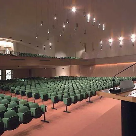 The Church Village מלון