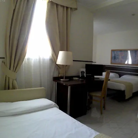The Church Village מלון 3*