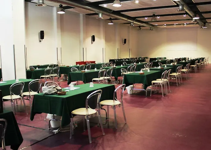 The Church Village 酒店 3*